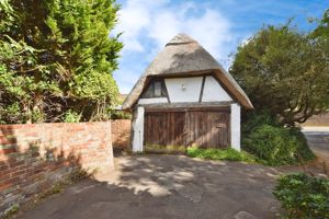 Photo 11- click for photo gallery